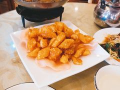 -鹤乡东北菜(崮山路店)
