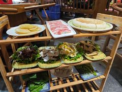 -有一锅·野生菌黑山羊腊排骨火锅(古城北门店)