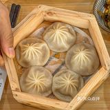 这一碗瀑布蟹黄面，真的好顶！ 