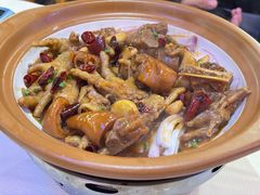 -霄汉牛三鲜湖北砂锅菜(万松园2店)