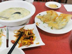 -青岛锅贴(洛阳路分店)
