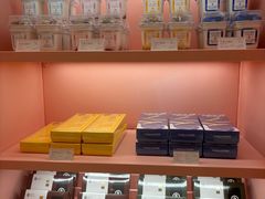 -好利来(上海长宁龙之梦店)