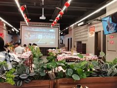-洪霞餐馆·川菜·鲜货现炒(两江春城店)