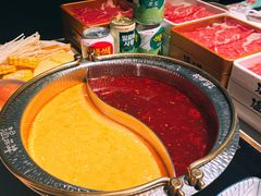 麻辣锅+冬阴功锅-温禾牛·和牛寿喜烧自助火锅(恒基名人店)