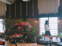 -光海书局(南京东路第一百货店)