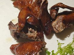 古法烧乳鸽-惠食佳(滨江大公馆店)