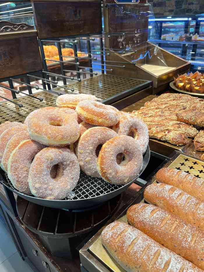 红跑车蛋糕世界(苏宁店)