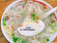 -胖子馄饨坊