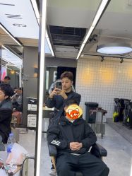 -藤野造型烫发染发