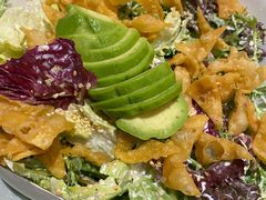 牛油果蔬菜色拉-惠食佳·朱雀(东方商厦店)