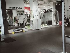 -汗水空间私教健身连锁(SM广场店)
