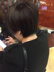 -侨治发型