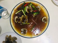葱姜炒花蛤-鑫悦楼煎蟹·16年海鲜大排档