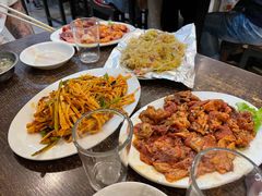 -韩风烤牛肉冷面店