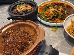 -有红鸡毛店·川菜(建设路店)