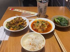 -老四川(T3航站楼F指廊店)