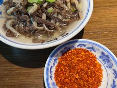 -肖四女乐山跷脚牛肉(南汇大学城生活广场店)