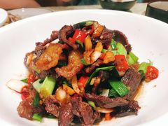 香蒜干椒腊牛肉-味上湘菜馆(岳麓山店)