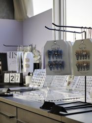 -Pink You美甲洗眉纹绣定制中心