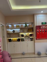 -Bollins波林丝•专研护发中心