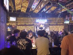 -啤客走廊