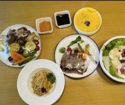 -爱陪伴尊享月子中心(国际店)