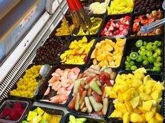 自助取餐区-老炳·七丛松甘草水果