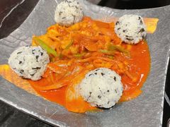 火辣无骨鸡爪-HONGA HONGA雄家(曹路店)