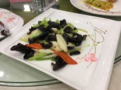 香芹山药炒黑木耳-顺悦酒家(嘉信城市广场店)