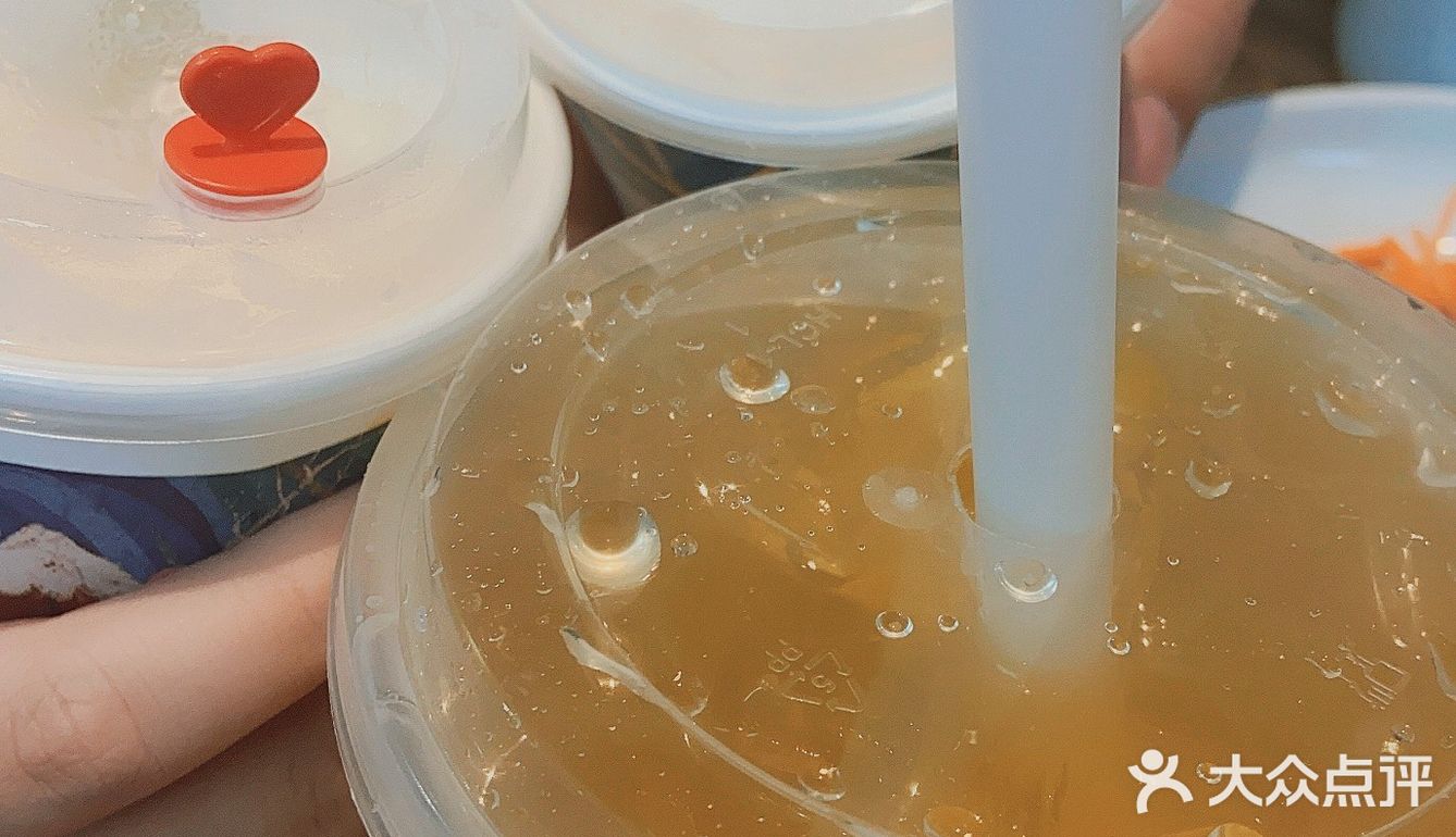 锅贴里面有三只小可爱[调皮]