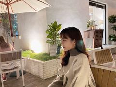 -Mark&Mars Restaurant