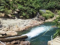 -安吉龙王山峡谷漂流