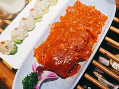 -老牌坊云南鱼豆花火锅(哈西万达店)