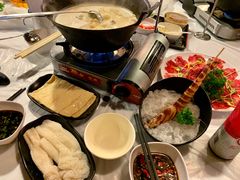 -鲜入围煮花胶鸡海鲜火锅