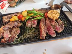 -斯普汇生蚝牛排馆(中骏世界城店)
