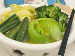 -五谷芳乳鸽王(海景店)