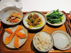-山食间·中式营养轻餐(保利时光里店)