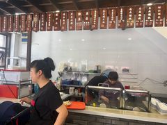 -长人馄饨铺(解放街店)