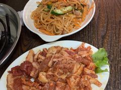 -韩风烤牛肉冷面店