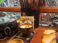 -银米·云南传统过桥米线(双廊黑金冠店)