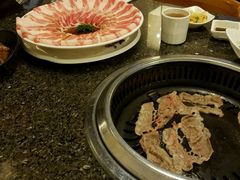 -韩宫宴炭火烤肉(中商世界里店)