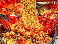 -龙巢盱眙龙虾·牛蛙·烧烤宵夜(八卦岭店)