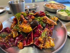 -围炉肉舍•炭烤活鳗•丹东海鲜烤肉(步行街店)