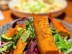 烤南瓜美式田園沙律-MR.ROCKY洛奇先生·西餐&酒吧(琶醍店)