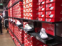 -NIKE上海青浦优选体验店