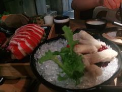 -湊湊火锅·茶憩(杭州湖滨银泰in77店)
