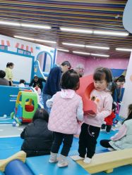-孩子王童乐园(鹏瑞利青羊广场店)