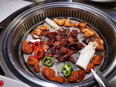 -佰烧海鲜烤肉火锅自助(世茂国际广场店)
