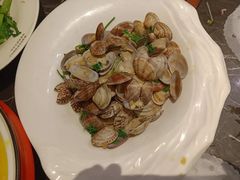 -内蒙焖面大盆骨餐馆(山大路店)