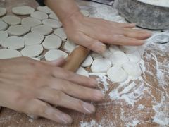 -孖妹上肉饺子馆